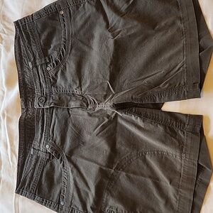 KUHL- shorts - size 10 brown/green color